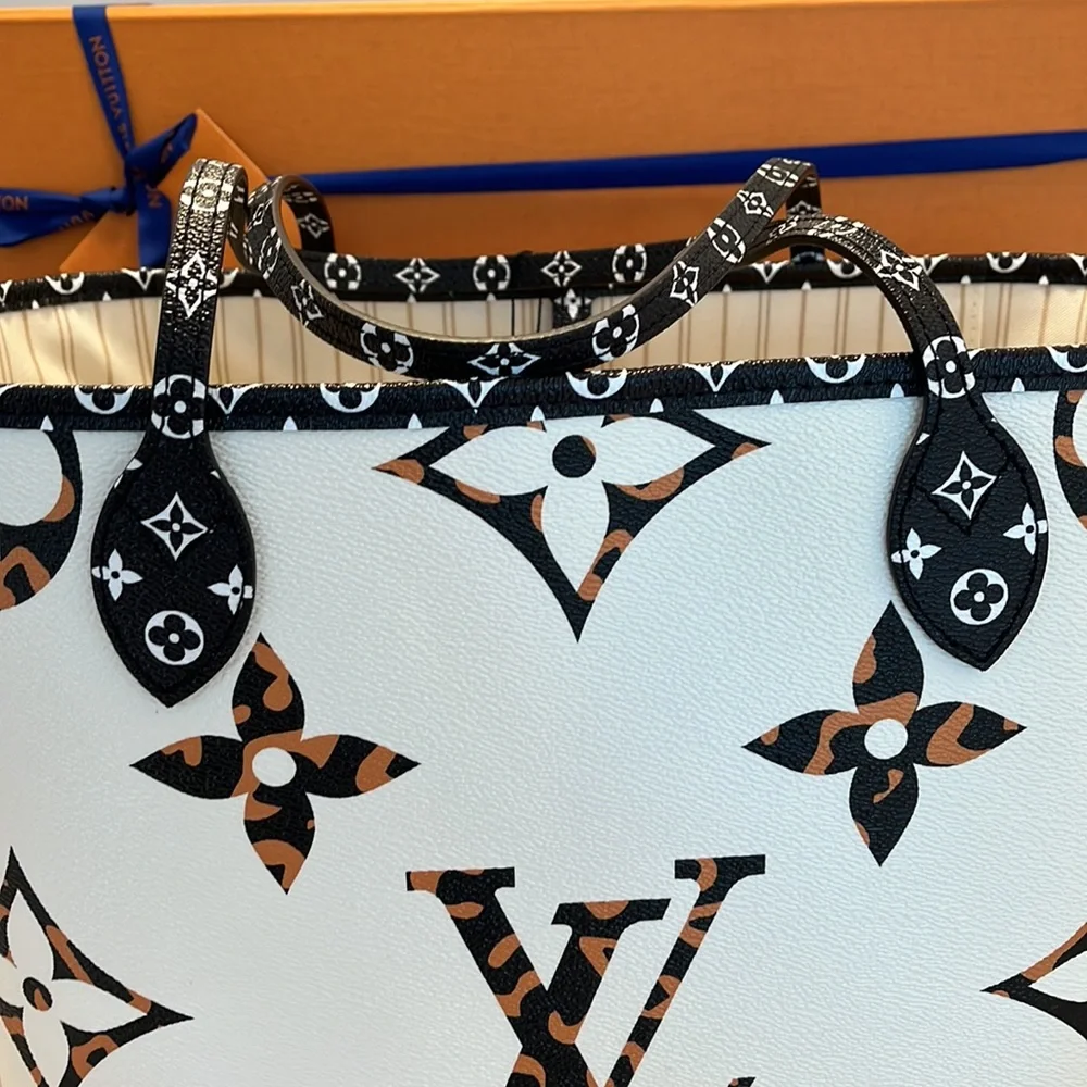 Louis Vuitton Neverfull MM Jungle Giant - Picture 9 of 16